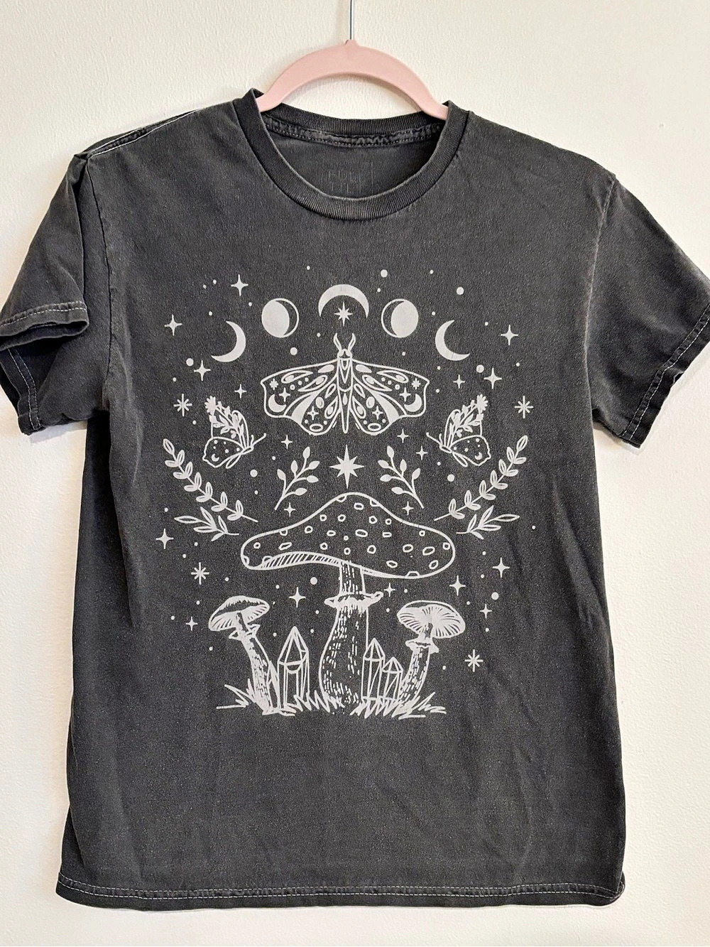 Full Tilt Graphic Short Sleeve Tee in dark gray
